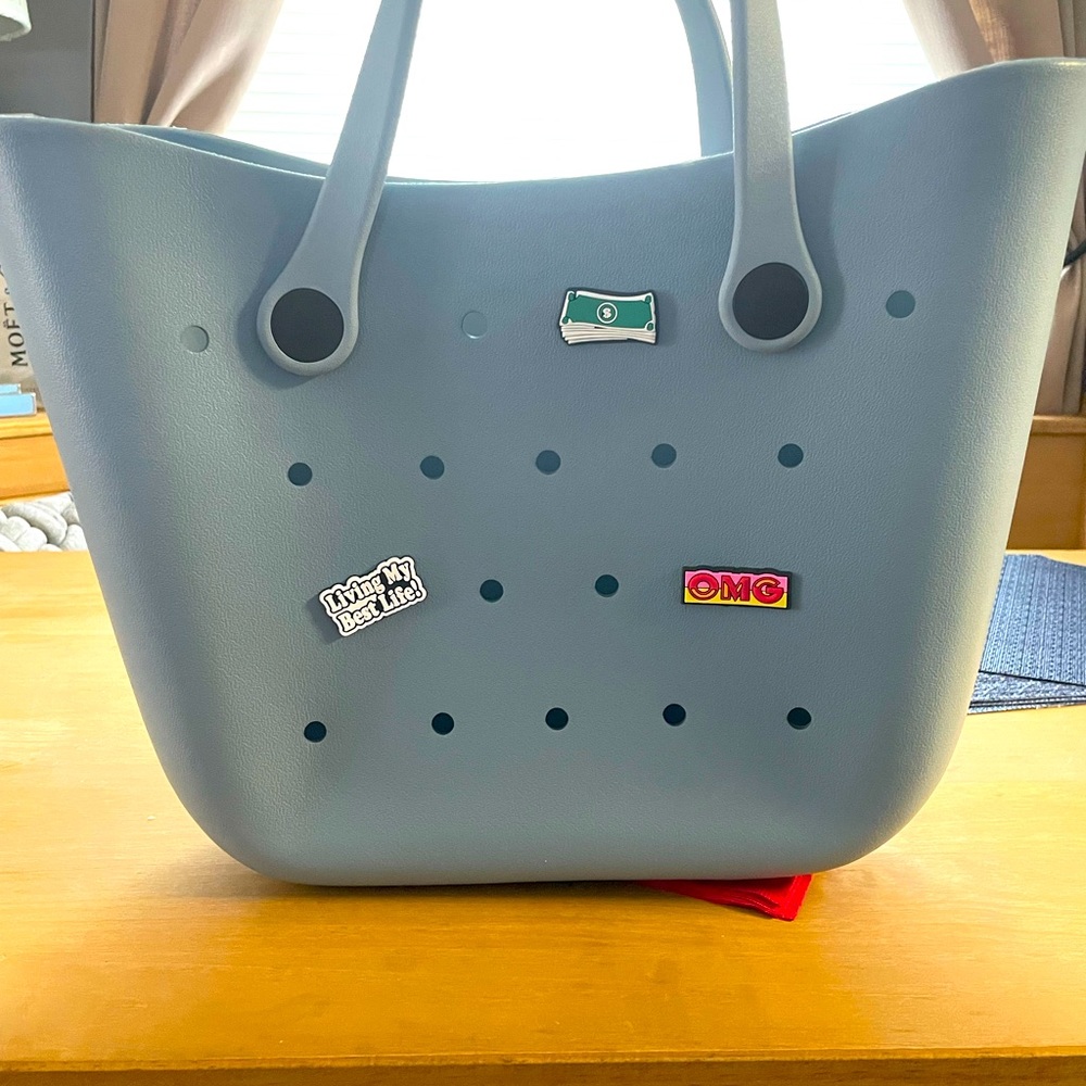 Jibbitz Charm tote❤️🤯
